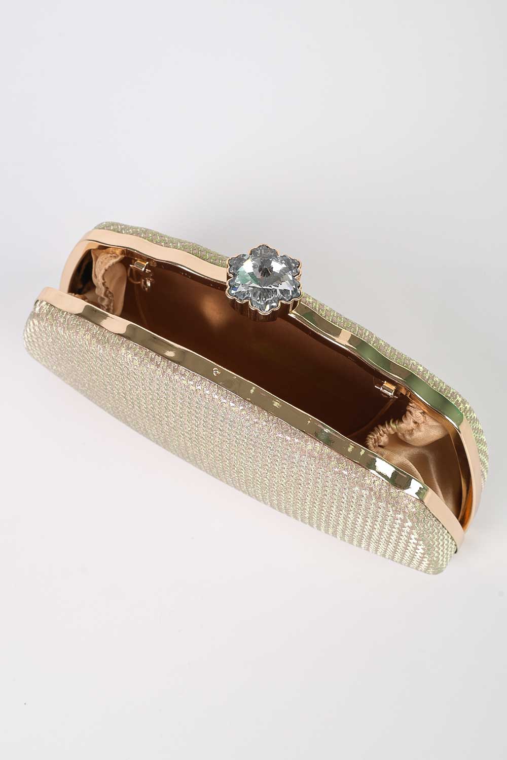 WBC-001 - Women's Clutch